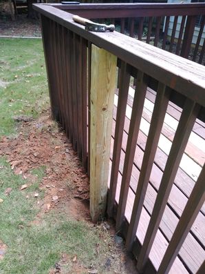 Deck Stain & Repair in Cumming, GA (1)