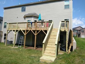 Deck building by Valen Properties, LLC